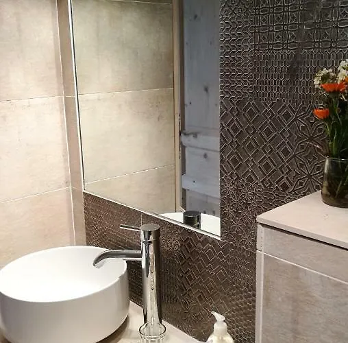 בית נופש La Petite Maison סיסטרון